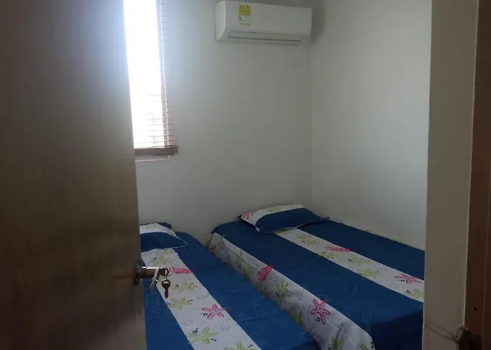 Comodo Apartamento Cerca Al Mar